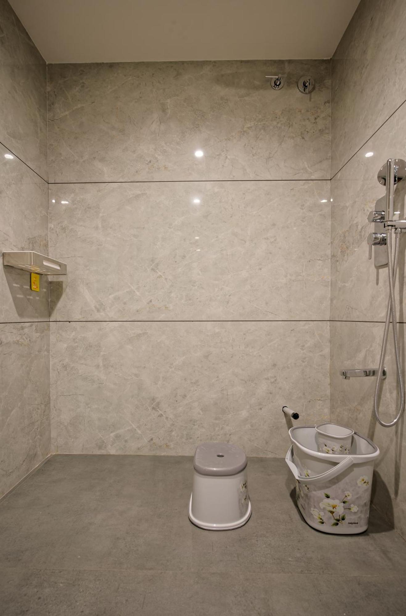 Plenteous Inn أحمد أباد المظهر الخارجي الصورة